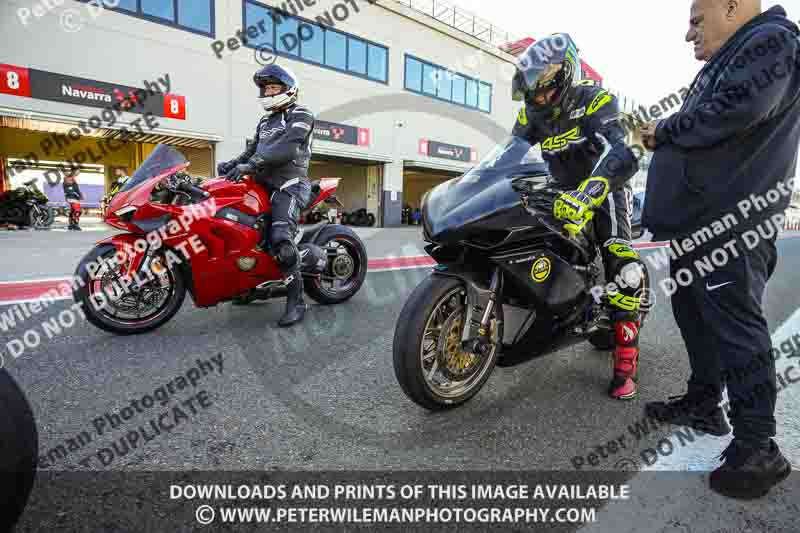 cadwell no limits trackday;cadwell park;cadwell park photographs;cadwell trackday photographs;enduro digital images;event digital images;eventdigitalimages;navarra;no limits trackdays;peter wileman photography;racing digital images;trackday digital images;trackday photos